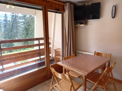 Rent in ski resort Studio cabin 4 people (03) - Résidence Arche - Flaine - Apartment