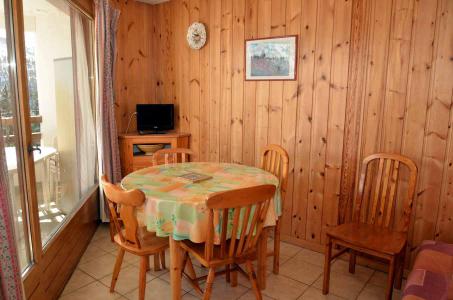 Rent in ski resort Studio cabin 4 people (54) - Résidence Arche - Flaine - Table
