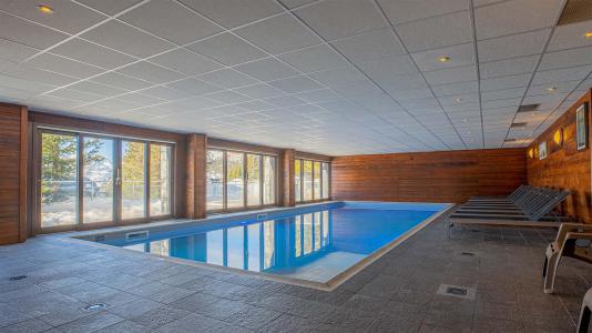 Rent in ski resort Résidence les Terrasses de Veret - Flaine - Swimming pool