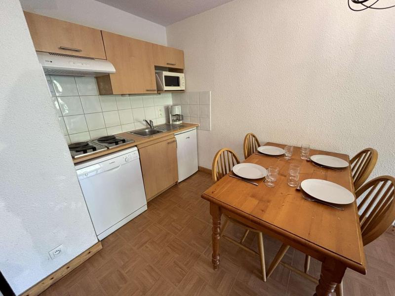 Wynajem na narty Apartament 3 pokojowy 6 osób (120-A2H) - Chalets des Evettes - Flumet - Aneks kuchenny