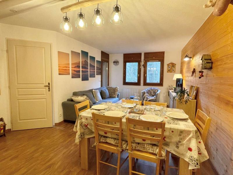 Ski verhuur Appartement 3 kamers 6 personen (02) - Chalets des Evettes - Flumet - Woonkamer