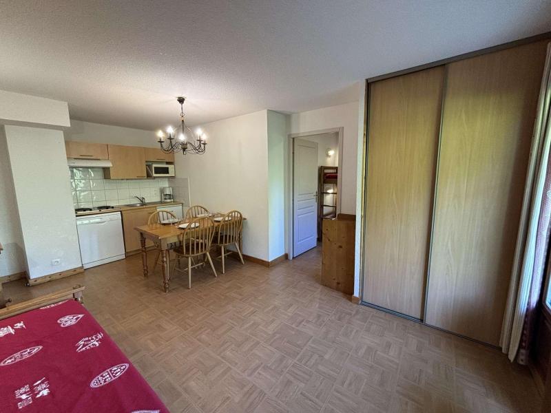 Ski verhuur Appartement 3 kamers 6 personen (120-A2H) - Chalets des Evettes - Flumet - Woonkamer