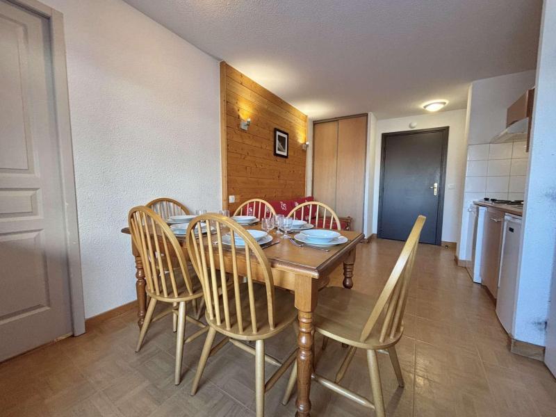 Ski verhuur Appartement 3 kamers 6 personen (B15H) - Chalets des Evettes - Flumet - Woonkamer