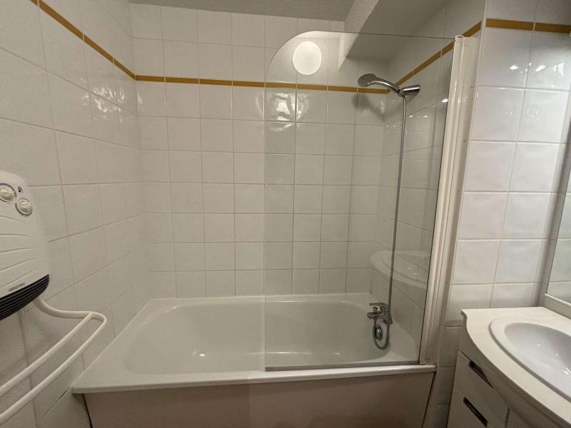 Location au ski Appartement 3 pièces 6 personnes (120-A2H) - Chalets des Evettes - Flumet - Salle de bain