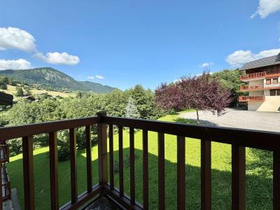 Rent in ski resort 2 room apartment 4 people (C19H) - Chalets des Evettes - Flumet - Balcony