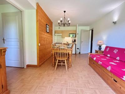 Rent in ski resort 3 room apartment 6 people (A3H) - Chalets des Evettes - Flumet - Living room