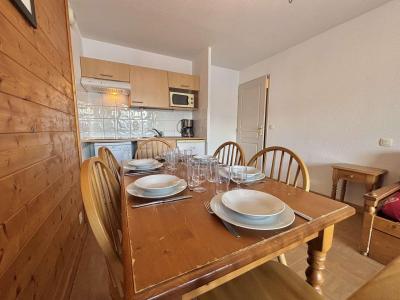 Wynajem na narty Apartament 3 pokojowy 6 osób (B6H) - Chalets des Evettes - Flumet - Apartament