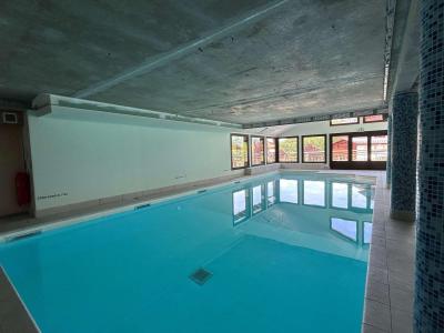 Soggiorno sugli sci Chalets des Evettes - Flumet - Piscina