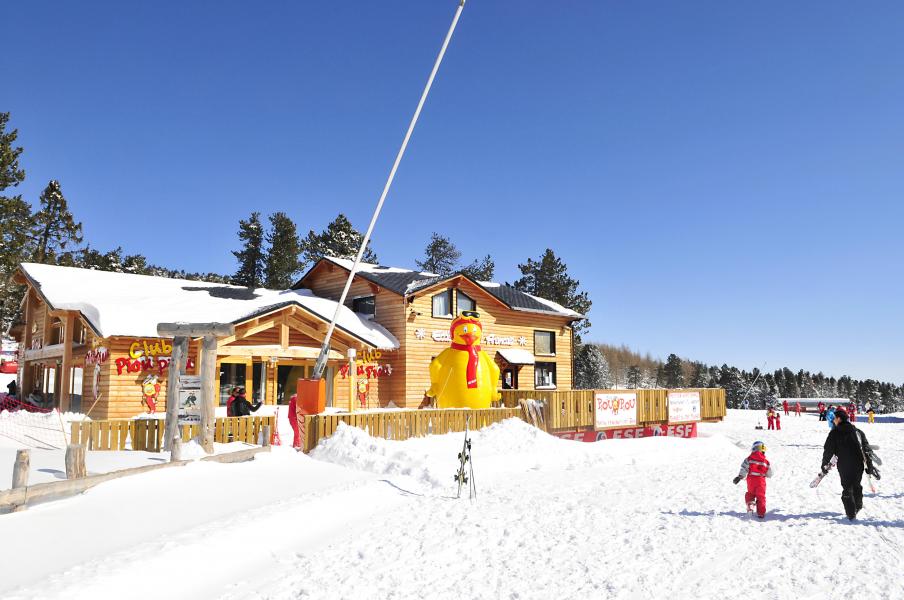 Ski verhuur Résidence le Domaine de Castella - Font Romeu - Buiten winter