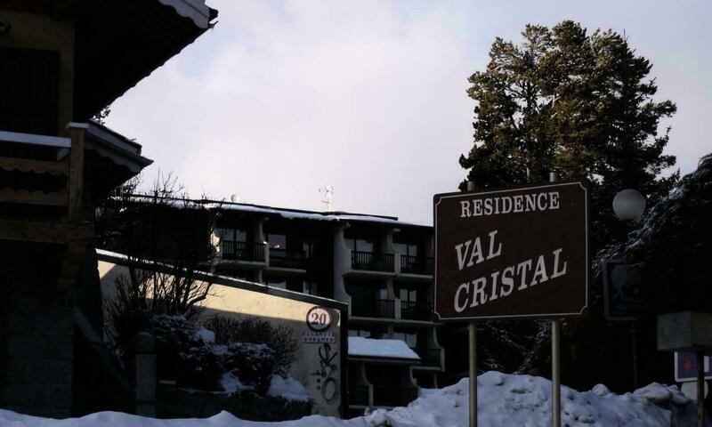 Rent in ski resort Résidence Val Cristal - MH - Font Romeu - Winter outside