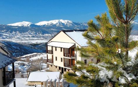 Vacances en montagne Résidence Mille Soleils - Font Romeu - Extérieur hiver