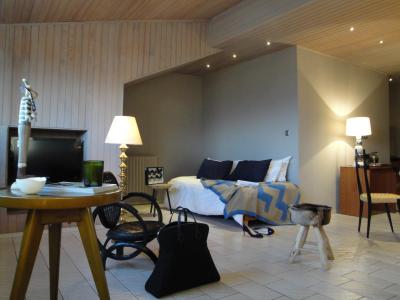 Rent in ski resort Résidence The Catalogne - Font Romeu - Living room