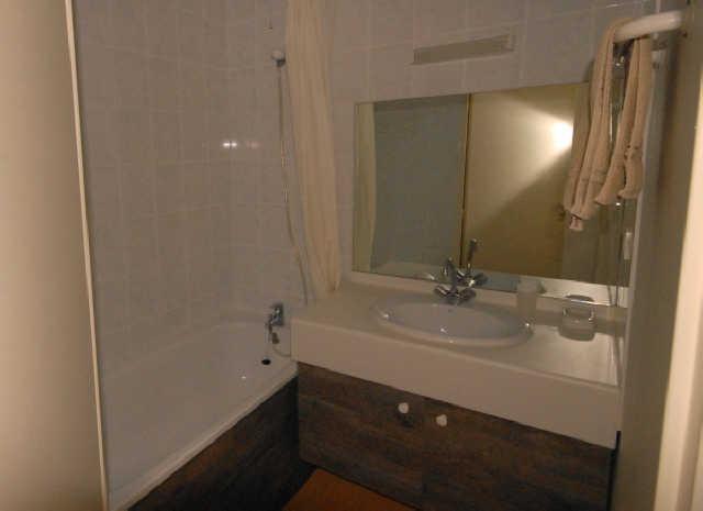 Skiverleih 2-Zimmer-Appartment für 6 Personen (17) - Résidence le Chalet - Gourette - Badezimmer