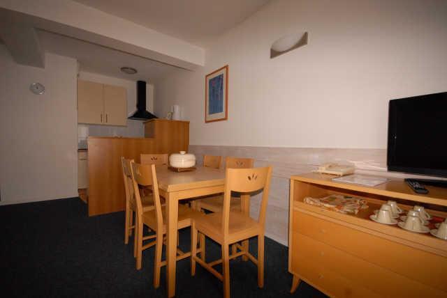 Skiverleih 2-Zimmer-Appartment für 6 Personen (7) - Résidence le Chalet - Gourette - Wohnzimmer