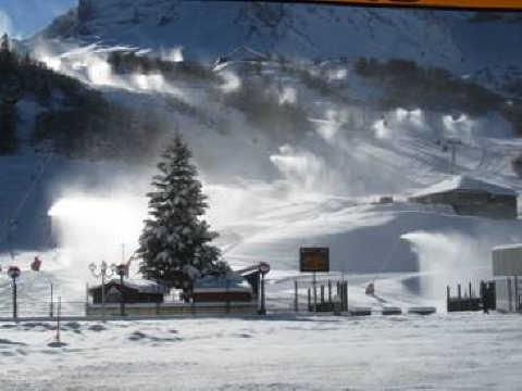 Vacanze in montagna Studio per 4 persone (2) - Résidence le Chalet - Gourette - Esteriore inverno
