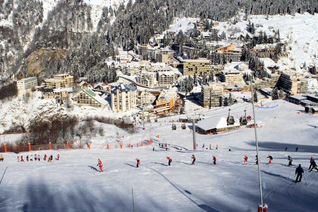 Location au ski Résidence le Chalet - Gourette - Extérieur hiver