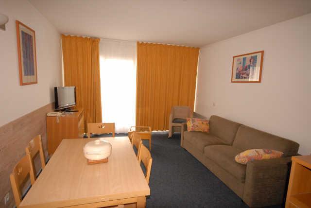 Ski verhuur Appartement 3 kamers 8 personen (10) - Résidence le Chalet - Gourette - Woonkamer