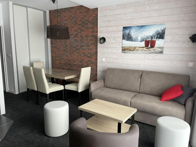 Rent in ski resort Studio sleeping corner 6 people (P08) - Résidence Portillo - Gourette