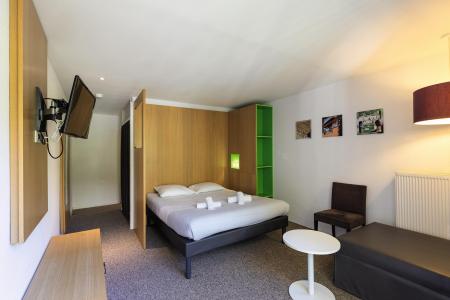 Rent in ski resort Hôtel Belambra Club Lou Sarri - Gourette - Double bed