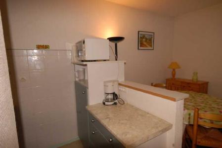 Rent in ski resort Studio 6 people (ISA76) - Résidence Isards - Gourette - Kitchen