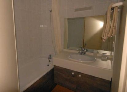 Skiverleih 2-Zimmer-Appartment für 6 Personen (17) - Résidence le Chalet - Gourette - Badezimmer