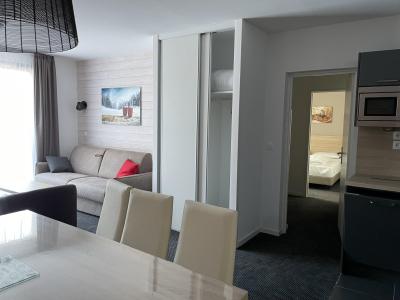 Rent in ski resort 3 room apartment sleeping corner 8 people (P32) - Résidence Portillo - Gourette - Living room