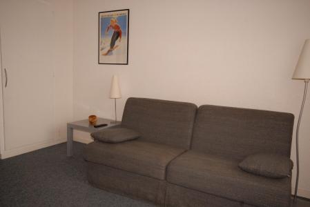 Rent in ski resort Studio 6 people (SAR205) - Résidence Sarrière - Gourette