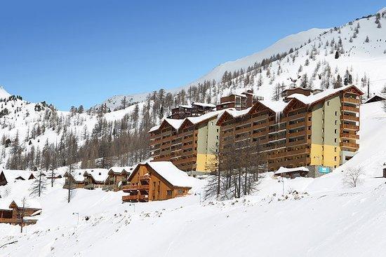 Rent in ski resort Studio cabin 4 people (217) - Les Terrasses d'Isola B - Isola 2000 - Winter outside