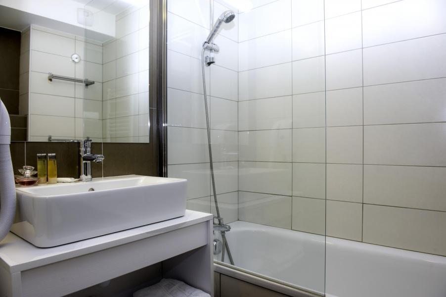Rent in ski resort Sowell Résidences New Chastillon - Isola 2000 - Bathroom