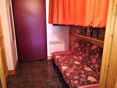 Rent in ski resort 2 room apartment sleeping corner 6 people (301) - Chalet du Mercantour - Isola 2000 - Apartment