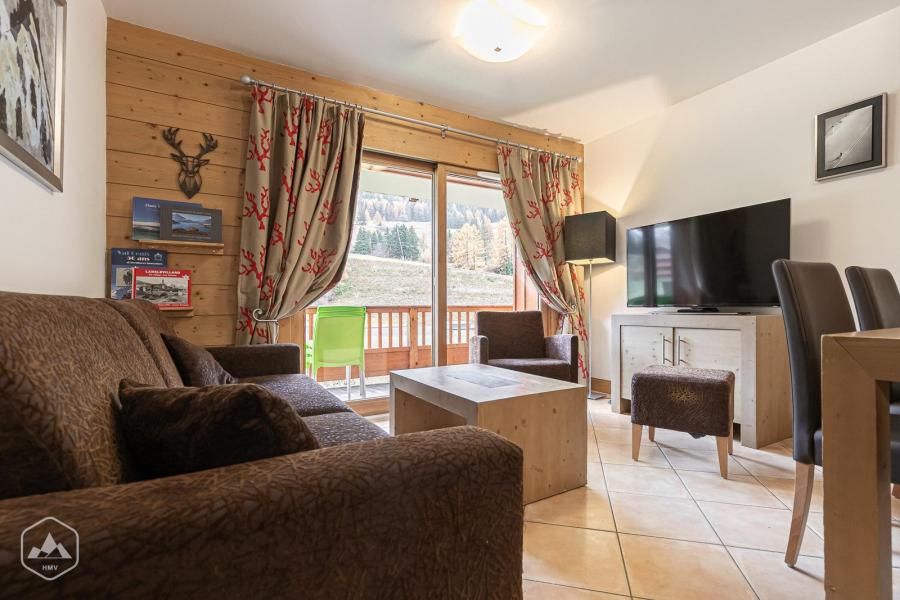 Rent in ski resort 3 room apartment 6 people (C04) - LES CHALETS DE FLAMBEAU - La Bresse - Living room