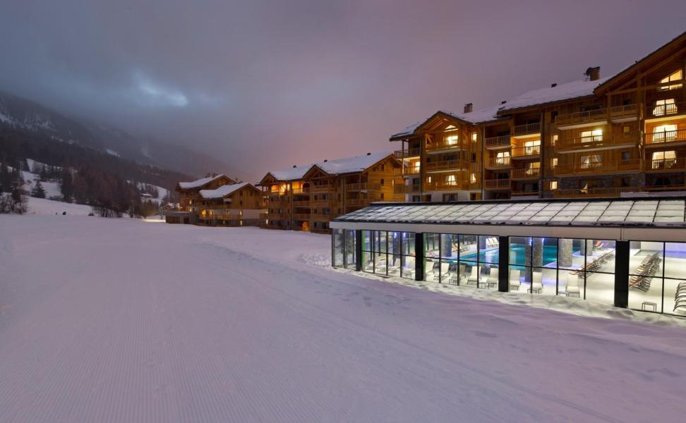 Location au ski LES CHALETS DE FLAMBEAU - La Bresse - Extérieur hiver
