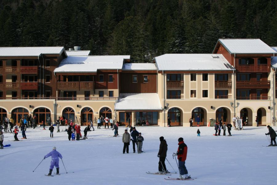 Аренда на лыжном курорте Résidence les Grandes Feignes - La Bresse - зимой под открытым небом