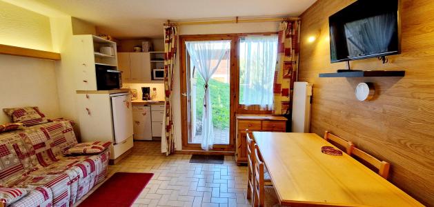 Skiverleih 2-Zimmer-Appartment für 4 Personen (12) - Les Chalets du Planay - La Bresse - Wohnzimmer