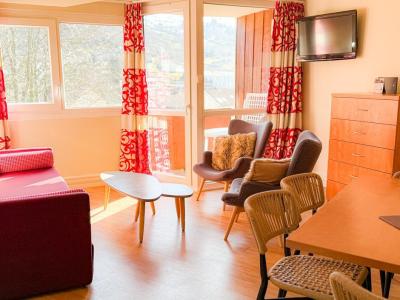 Rent in ski resort 3 room apartment 6-8 people - Résidence les Vallées - La Bresse - Living room