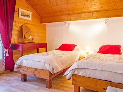 Rent in ski resort Chalet de la Chapelle - La Chapelle d'Abondance - Bedroom