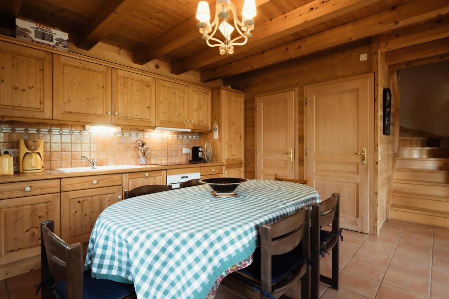 Rent in ski resort 4 room mezzanine semi-detached chalet 6 people (ALP1B2) - Alpins 1 - La Clusaz - Kitchen