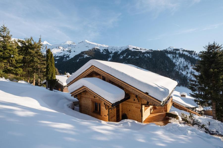 Urlaub in den Bergen Chalet Alpanou - La Clusaz - Draußen im Winter