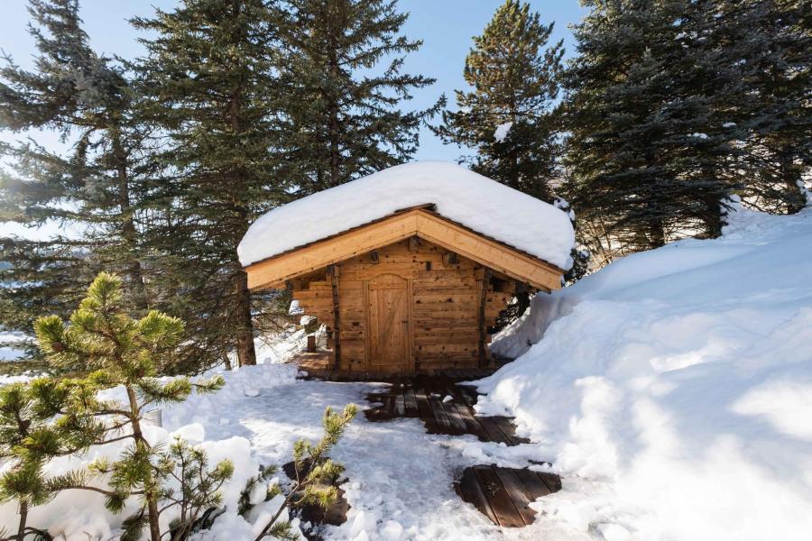 Urlaub in den Bergen Chalet Alpanou - La Clusaz - Draußen im Winter