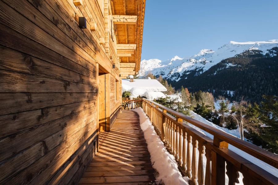 Vacances en montagne Chalet Alpanou - La Clusaz - Extérieur hiver