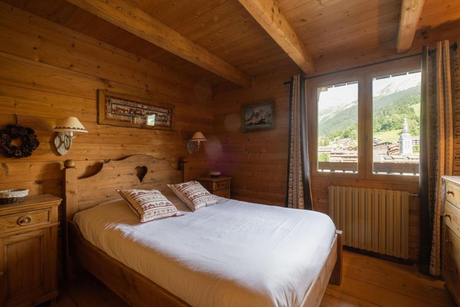 Rent in ski resort 9 room chalet 11 people - Chalet Grany - La Clusaz - Bedroom