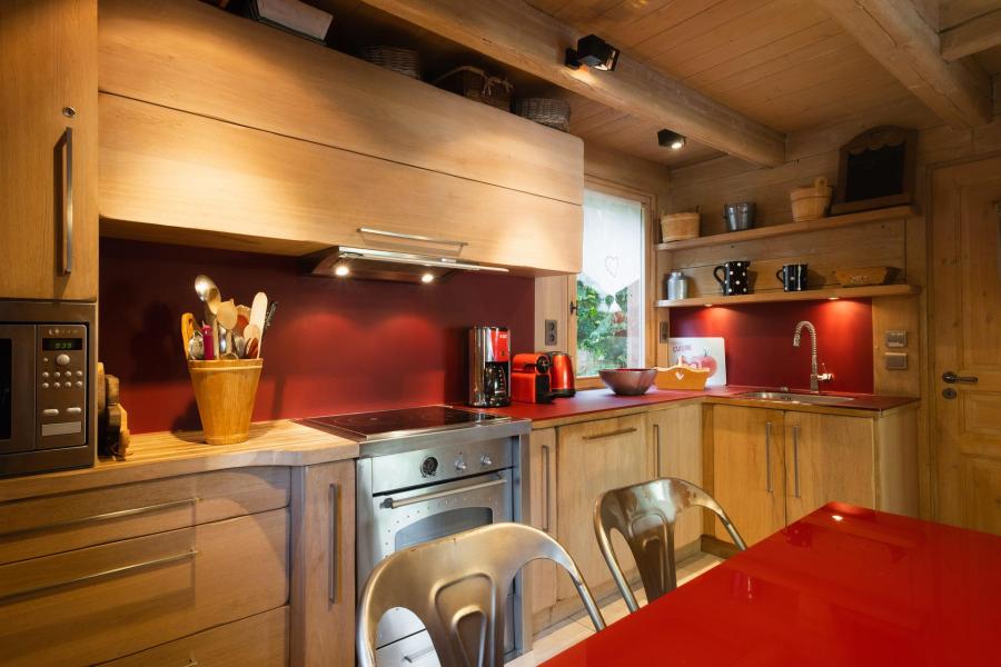 Rent in ski resort 9 room chalet 11 people - Chalet Grany - La Clusaz - Kitchenette