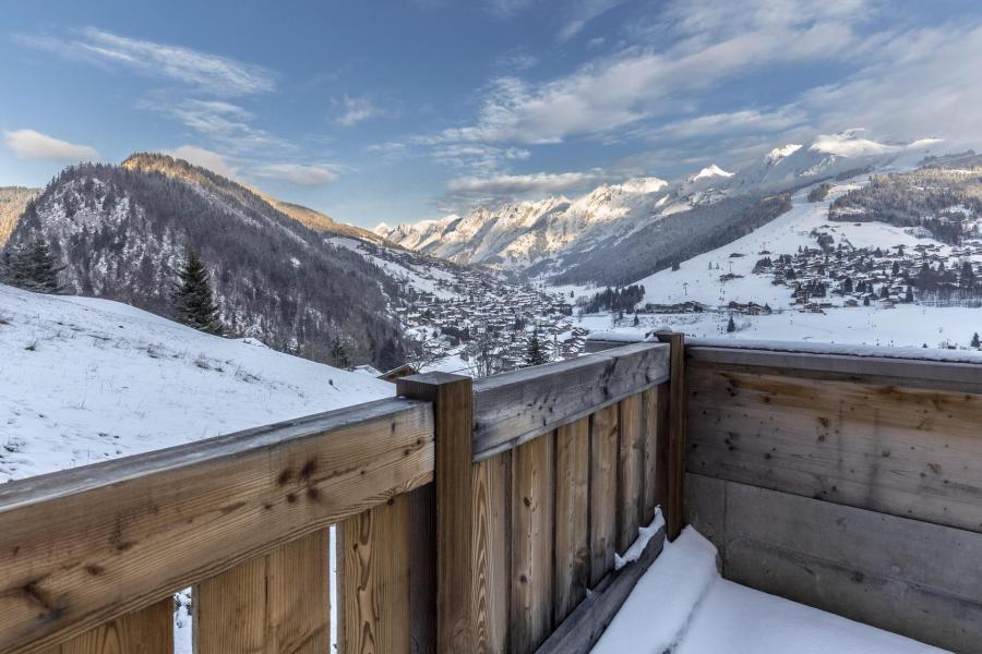 Ski verhuur Chalet 5 kamers 11 personen - Family Lodge - La Clusaz - Balkon