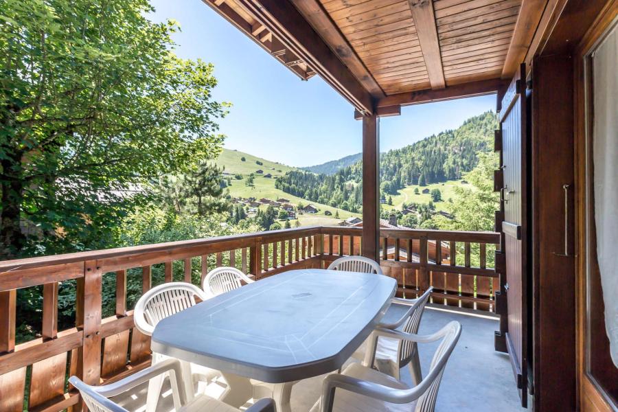 Skiverleih 6 Zimmer Chalet für 11 Personen (15) - Pistes Du Soleil 15 / Ichiban - La Clusaz - Balkon