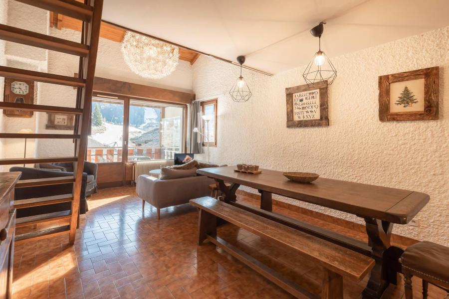 Ski verhuur Appartement 4 kamers mezzanine 8 personen (AIGLBS) - Résidence Aigles I - La Clusaz - Woonkamer