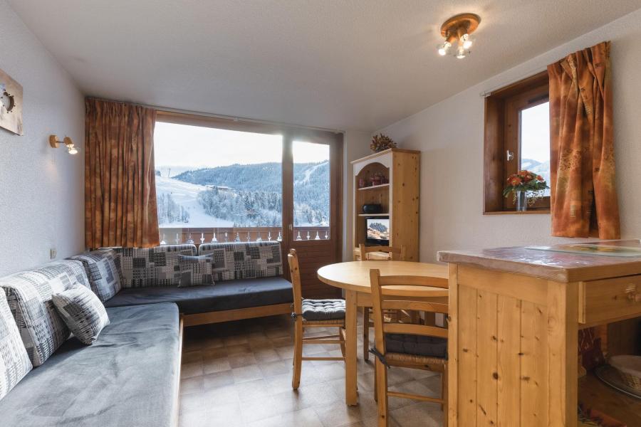 Ski verhuur Appartement 2 kamers bergnis 5 personen (31) - Résidence Alcyon - La Clusaz - Woonkamer