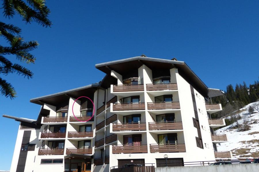 Rent in ski resort 3 room apartment sleeping corner 6 people (1518) - Résidence Aravis 1500 - La Clusaz - Winter outside