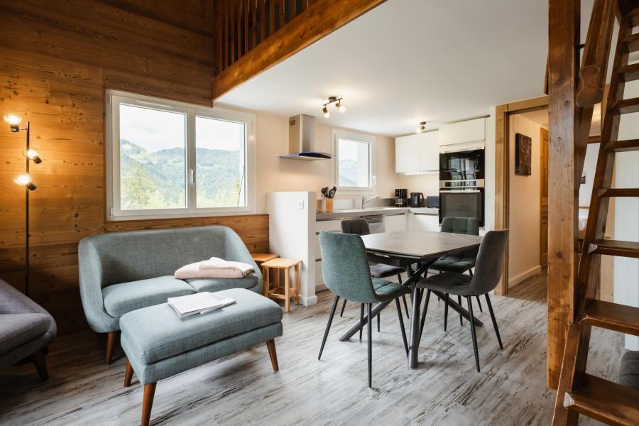 Ski verhuur Appartement 3 kamers mezzanine 6 personen (AUTAN4) - Résidence Autan - La Clusaz - Woonkamer