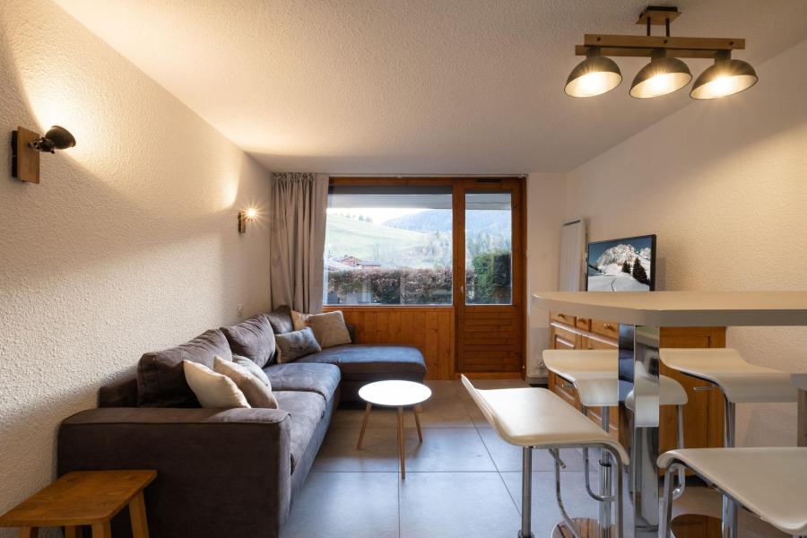 Rent in ski resort 2 room apartment sleeping corner 4 people (12) - Résidence Biblos - La Clusaz - Living room