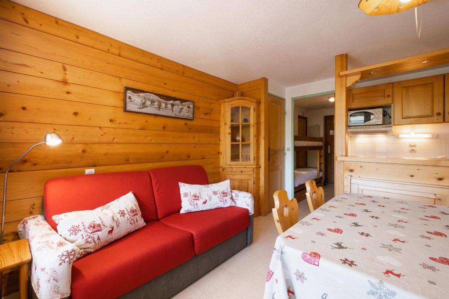 Skiverleih 2 Zimmer Appartement für 4-6 Personen (34) - Résidence Biblos - La Clusaz - Wohnzimmer